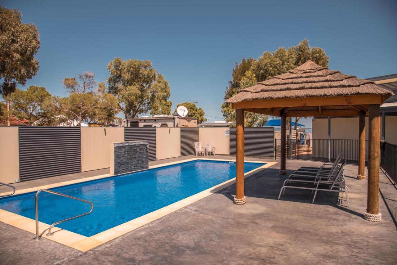 Ceduna Foreshore Caravan Park Экстерьер фото