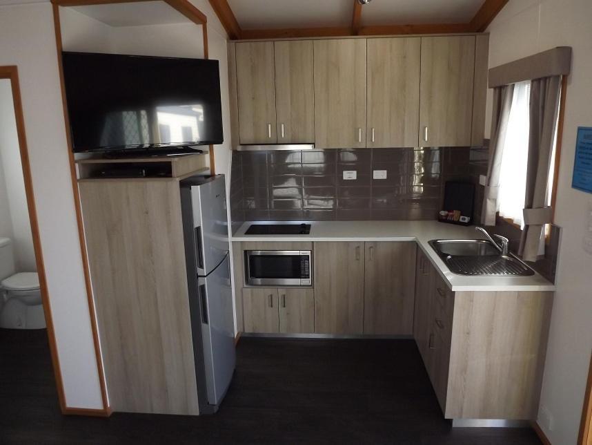 Ceduna Foreshore Caravan Park Экстерьер фото