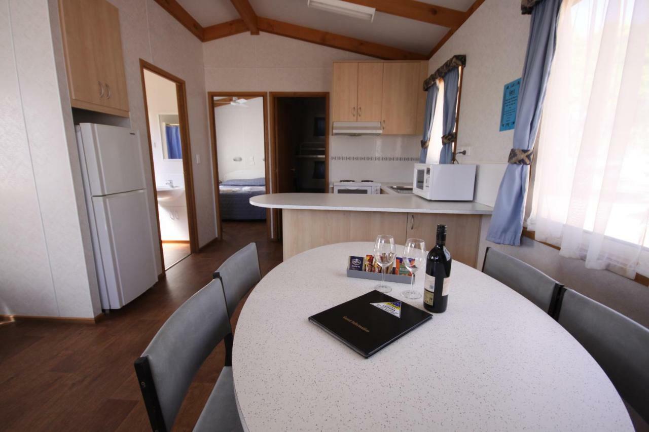 Ceduna Foreshore Caravan Park Экстерьер фото