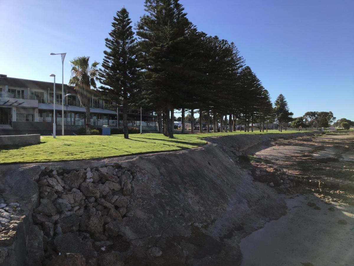 Ceduna Foreshore Caravan Park Экстерьер фото